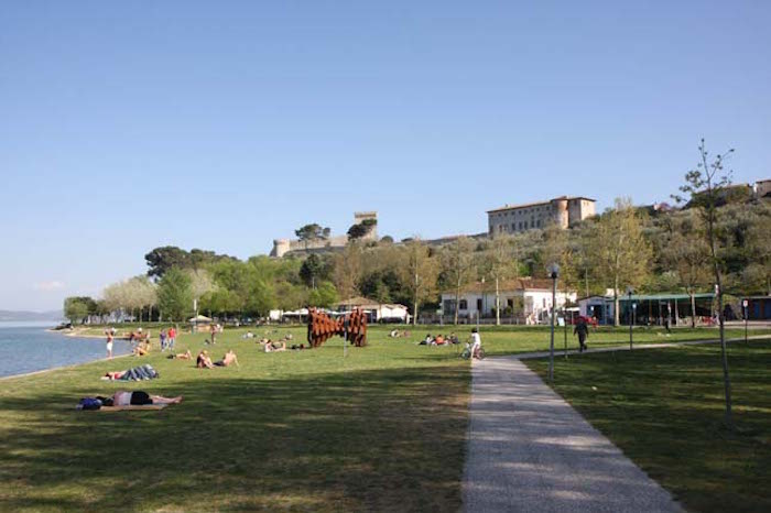 Lungolago Castiglione sul lago Trasimeno